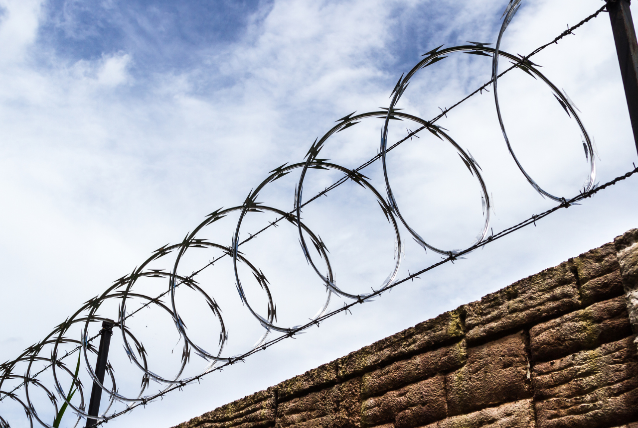 Jinjue Wire Mesh Expands Security Solutions with High-Performance Barbed Wire and Razor Wire