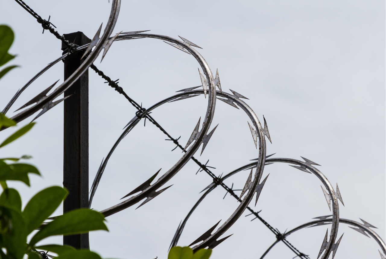 Jinjue Wire Mesh Expands Security Solutions with High-Performance Barbed Wire and Razor Wire
